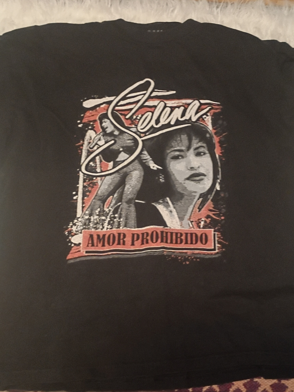 Selena "Amor Prohibido" Graphic Short Sleeve Tee - Black